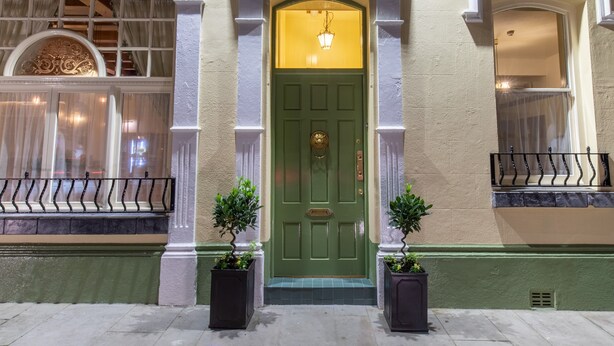 Front of property - Tiger Inn Hotel (Merthyr Tydfil)