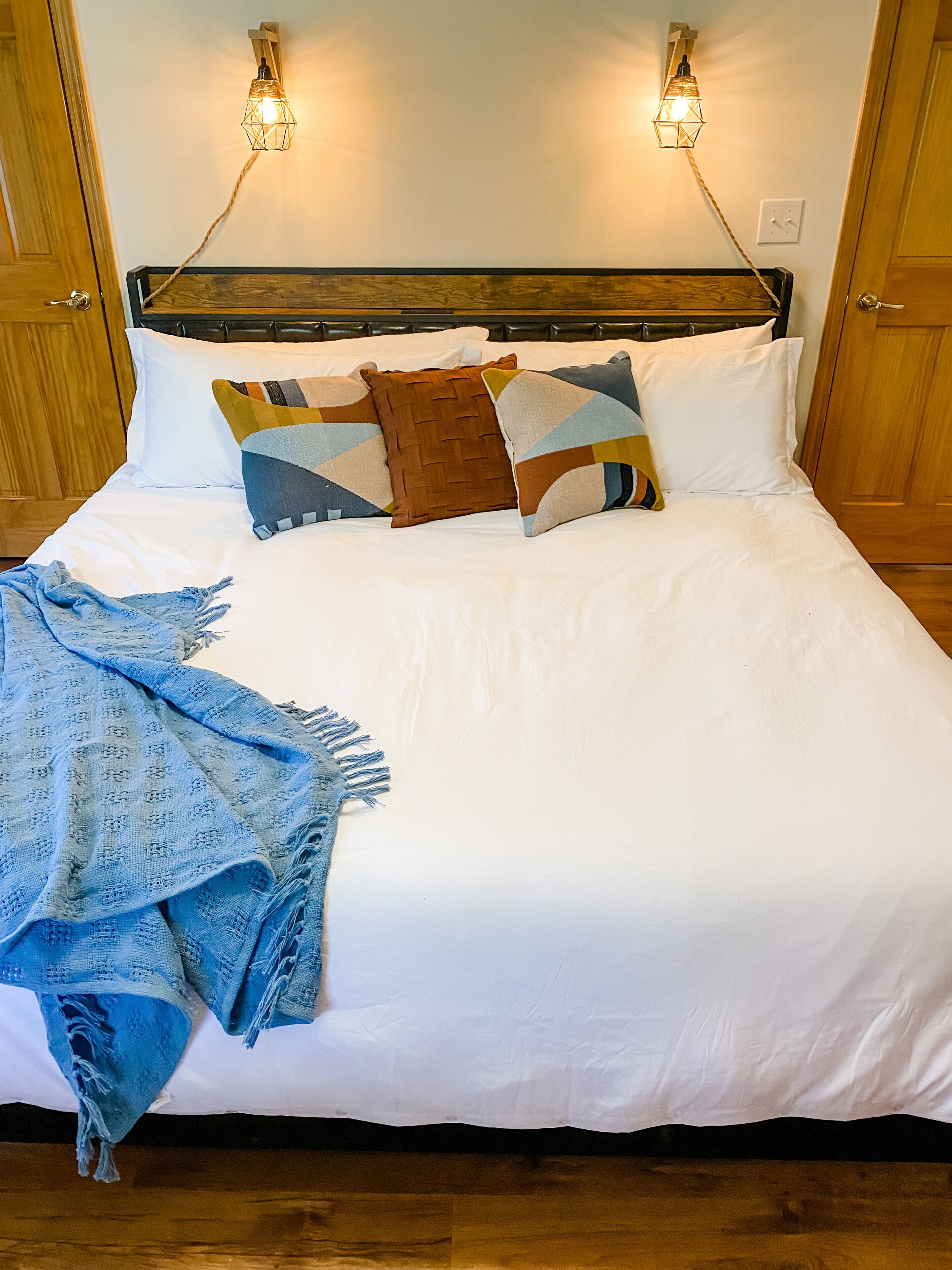 3 bedrooms, iron/ironing board, travel cot, free WiFi