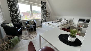 1 dormitorio, tabla de planchar con plancha, wifi gratis y ropa de cama