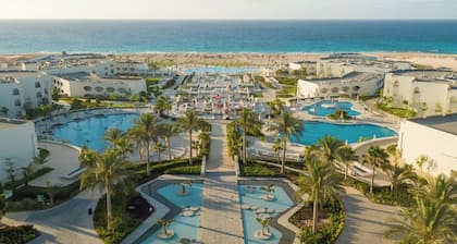 Cleopatra Sidi Heneish