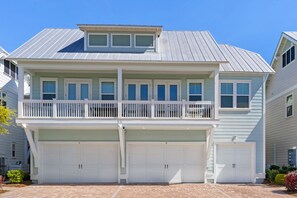 Exterior - Salt & Sand 30A - 3br/2.5ba Luxury Home+Golf Cart (WaterSound)