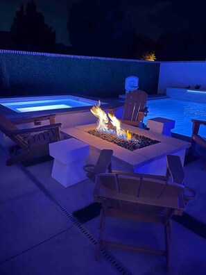 Pool - Casa Blanca luxury Villa Private pool sleeps 30! (Hurricane)