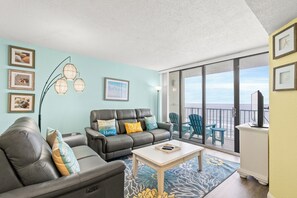 TV - Updated Oceanfront 721 at Sands Beach Club (Myrtle Beach)