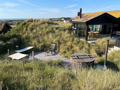 Private holiday home with sea view