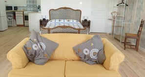 1 Schlafzimmer, Schreibtisch, Bügeleisen/Bügelbrett, kostenloses WLAN