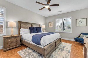 4 bedrooms, desk, iron/ironing board, free WiFi - Desert Golf Getaway by GPM -Tennis+Pickleball+Priv. Pool+More! Walk to Festivals (Indio)