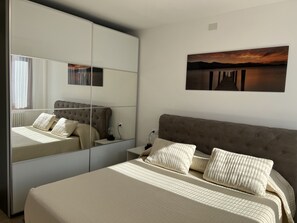 1 bedroom, desk, iron/ironing board, WiFi - BIENNIAL PENTHOUSE WITH BEAUTIFUL PANORAMIC TERRACE OVER THE LAGOON FREE WI-FI (Venezia)