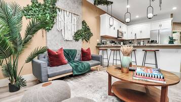 Televisie en een tafeltennistafel