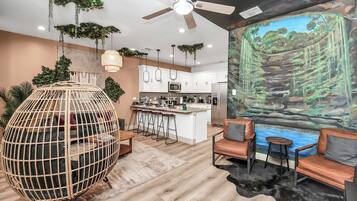 Réfrigérateur, micro-ondes, four, lave-vaisselle