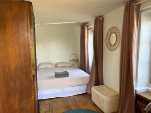 5 Schlafzimmer, Bügeleisen/Bügelbrett, Reisekinderbett, kostenloses WLAN