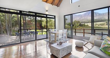 Lake View House