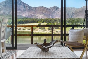 Lake - Lake View House (Cape Town)
