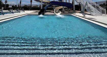 Sunshine Eleven Getaway
Sleeps 6 Bedrooms 2 and pull out couch