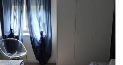 Apartment within walking distance of downtown. Close to the train station and downtown