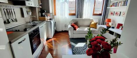 Télévision, chaîne hi-fi