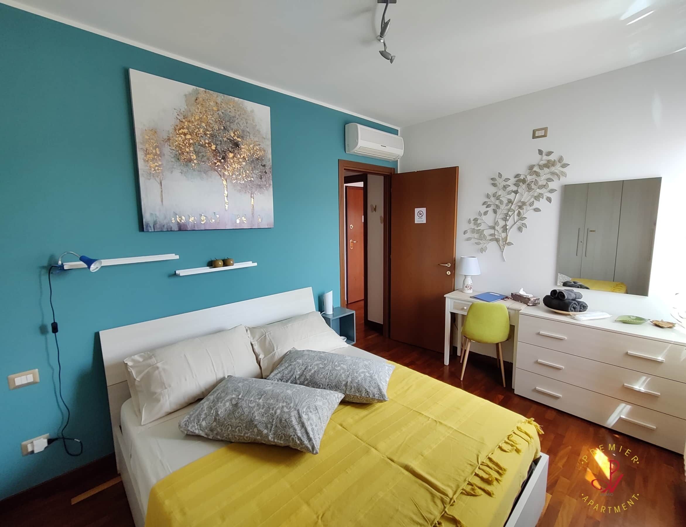 1 dormitorio, tabla de planchar con plancha, Internet y ropa de cama