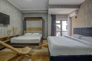 Deluxe Quadruple Room