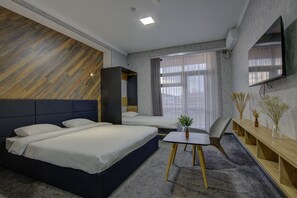 Minibar, desk, laptop workspace, free WiFi - Vzmorie Resort Hotel  (Cholpon-Ata)