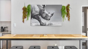 Interior detail - Nirvana 12 (Cape Town)