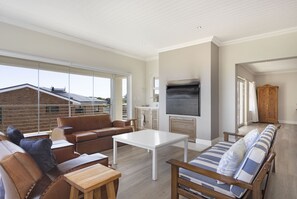 Maison (5 Bedrooms) | Intérieur