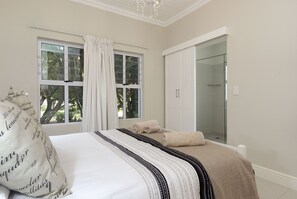 House (5 Bedrooms) | Interior - Ocean View Family Beach House (Hermanus)