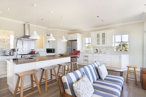 Maison (5 Bedrooms) | Intérieur
