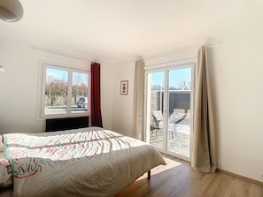 5 chambres, fer et planche à repasser, Wi-Fi