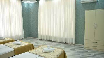 Elite Villa | 4 bedrooms, premium bedding, soundproofing, iron/ironing board