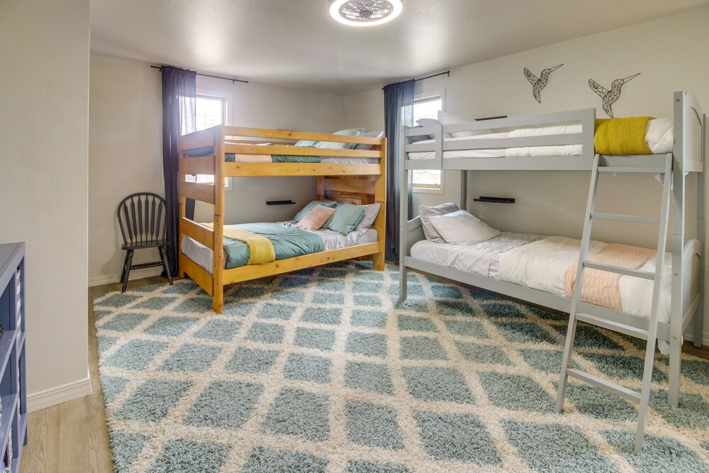 Modern South Fork Vacation Rental w/ Deck & Grill! South Fork Vrbo