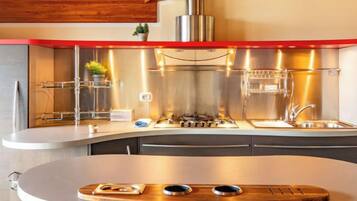 Fridge, microwave, oven, dishwasher