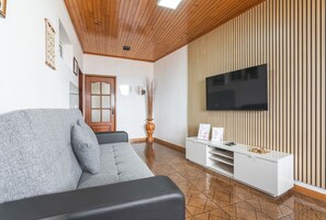 Smart TV - Casa Moreira by Atlantic Holiday (Caniçal)