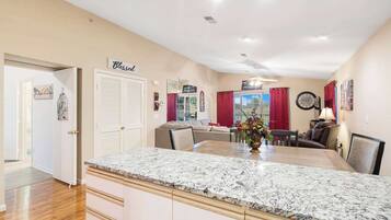 Condo, Multiple Beds, Patio, Golf View (Home on the Golf Range) | Interior
