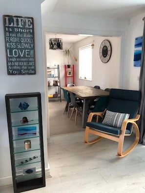 Interior - Little Sea View - House with gated beach access (Duporth)