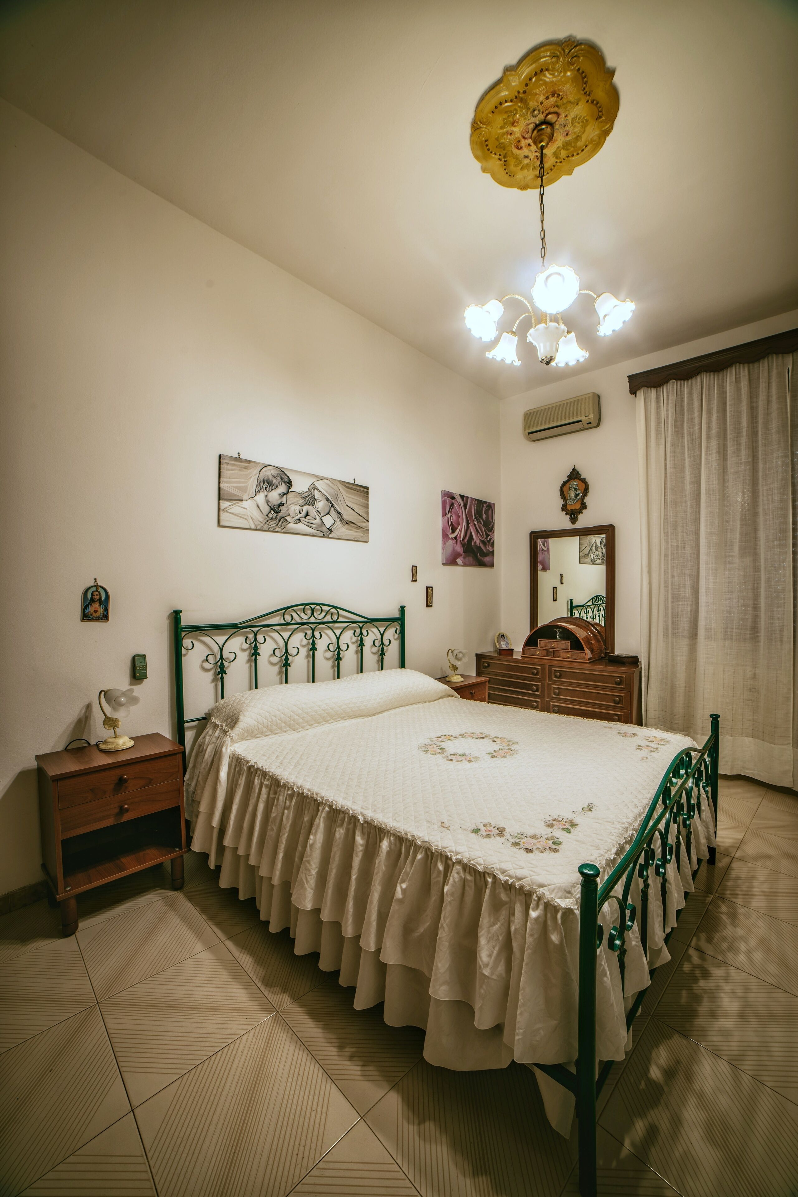 2 chambres, bureau, fer et planche à repasser, Wi-Fi gratuit