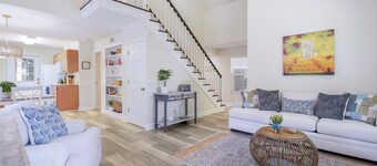 Tranquil beach cottage in historic American Beach! 5 min walk to the beach!