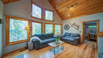 Cabin, Multiple Beds, Hot Tub, Mountain View (Buck Valley Lodge) | Living area | 42-inch flat-screen TV with digital channels, fireplace