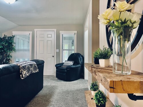 Historic Home on Main Street Milford! Downtown is right outside your door!