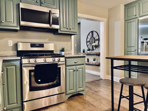 Historic Home on Main Street Milford! Downtown is right outside your door!