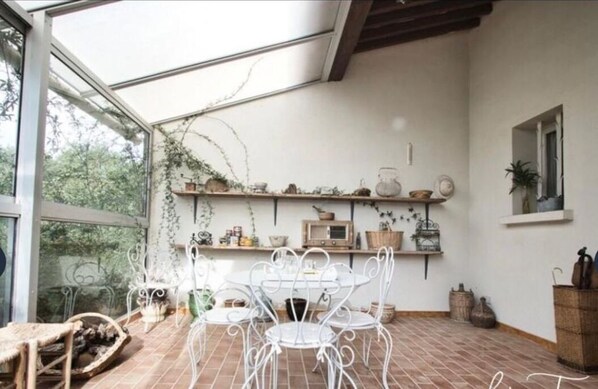 Dining - Maison Familiale Dans les Vignes (Seguret)