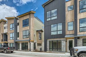Exterior - Hygge House at Summit (Silverthorne)