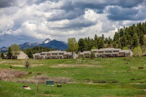 Exterior - Hiker's Holiday (Pagosa Springs)