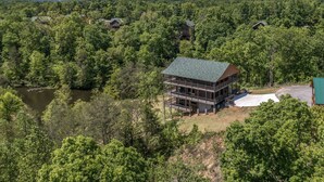 Exterior - Pet Friendly Cabin Hot Tub, Games & Fishing Pond (Sevierville)