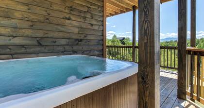Pet Friendly Cabin Hot Tub, Games & Fishing Pond