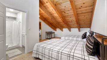 Condo, Multiple Beds, Balcony, Mountain View (Mile High Mountain) | 3 bedrooms, individually decorated, individually furnished, free WiFi