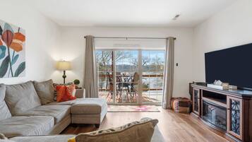 Condo, Multiple Beds, Balcony (Lakefront Sanctuary II ) | Living area | 42-inch flat-screen TV with digital channels, fireplace