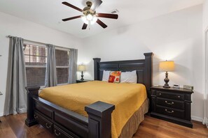 Condo, Multiple Beds, Balcony (Lakefront Sanctuary II ) - Lakefront Sanctuary II at Indian Point (Branson)