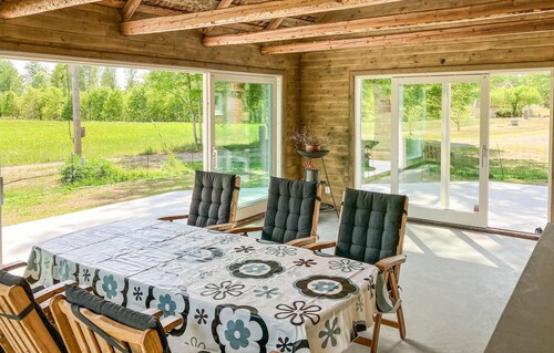 Cozy home in Lammhult with sauna