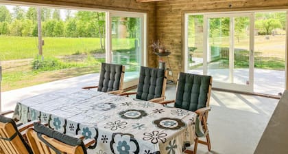 Cozy home in Lammhult with sauna
