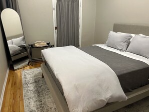 2 bedrooms, desk, iron/ironing board, travel cot