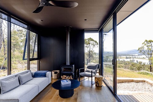 Moy - Luxe Off-grid Wanderpod Eco One Bedroom Cabin With Lake Views